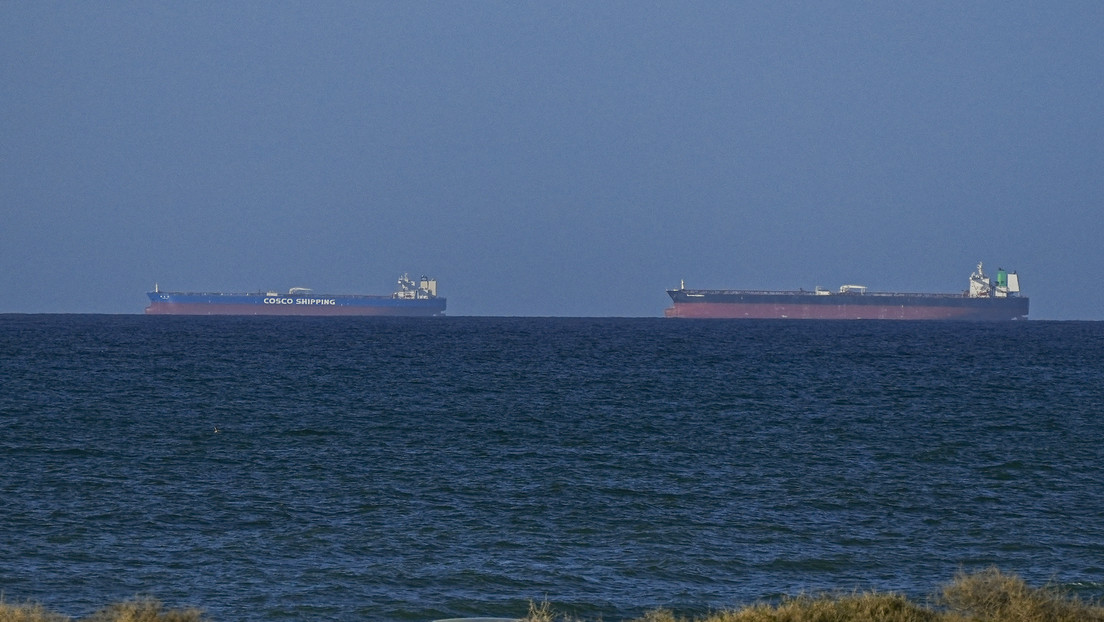 Fars: El tránsito de buques por Ormuz es incluso menor que en el apogeo de la guerra