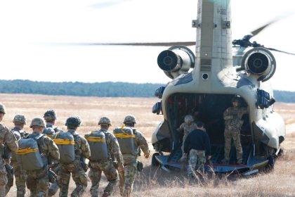 ¿Qué pasa con el despliegue militar de EE.UU. en Oriente Medio en medio del alto al fuego?