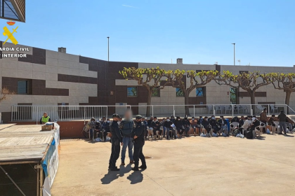 Cae una red que explotaba a 80 migrantes en condiciones inhumanas en España (VIDEO)