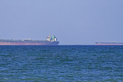 Trump sobre el bloqueo del estrecho de Ormuz: "comenzará en breve" y "otros países participarán"