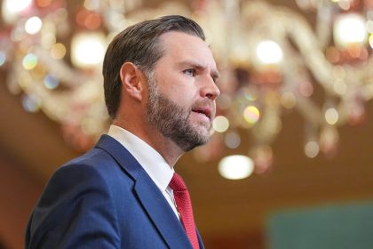 CNN: Vance se convierte en el vicepresidente más impopular de la historia de EE.UU.