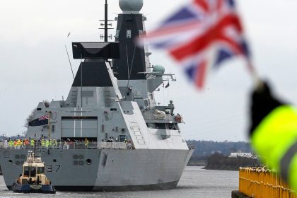 Reino Unido no participará en el bloqueo de Estados Unidos del estrecho de Ormuz