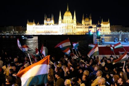 "Acelerará el colapso de la UE": Enviado de Putin comenta el resultado de las elecciones en Hungría