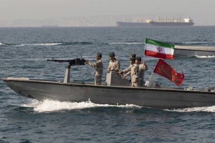 Irán responde al bloqueo marítimo anunciado por EE.UU.