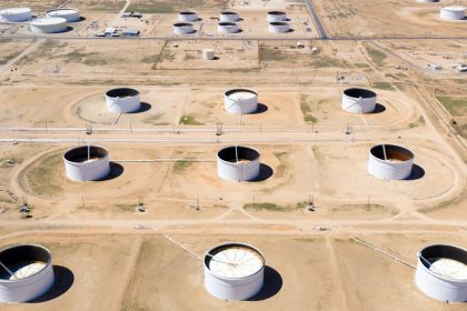 WSJ: Petroleras de EE.UU. advierten a Trump sobre las consecuencias del bloqueo de Ormuz