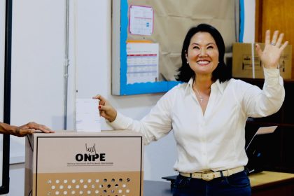 Educada en EE.UU. y defensora de la "mano dura": Keiko Fujimori lidera elecciones en su cuarto intento