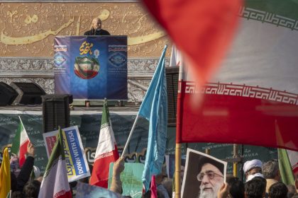 Irán insta a EE.UU. a cambiar de rumbo y a abandonar "el error de 'Israel primero'"