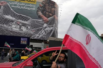 Irán amenaza con hundir buques de EE.UU. en el estrecho de Ormuz