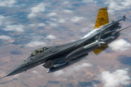 Un país latinoamericano evalúa pausar la compra de aviones de combate de EE.UU.