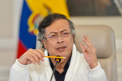 Petro dice que la CIA tiene "datos reales y concretos" de posible atentado contra un presidenciable