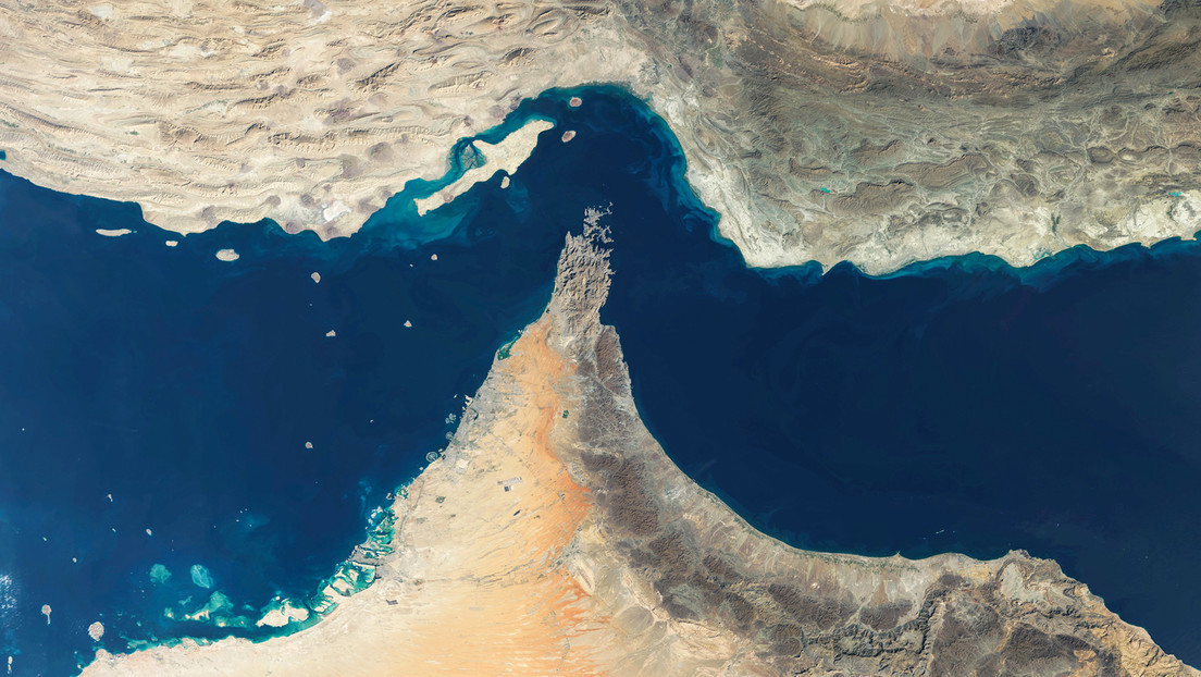 Irán lanza un ultimátum sobre el estrecho de Ormuz