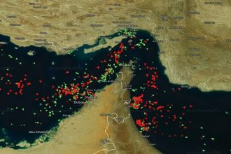 WSJ: Al menos 20 barcos tuvieron que dar la vuelta tras el nuevo cierre de Ormuz