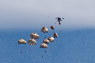 Bloomberg: La UE pondrá a prueba su mecanismo de defensa tipo OTAN para operar sin EE.UU.