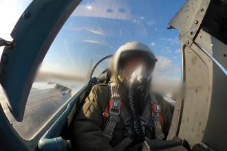 VIDEO: Caza Su-35S cubre a tropas rusas en la zona de la operación especial en Ucrania