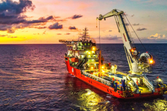 China prueba tecnología capaz de cortar cables submarinos a 3.500 metros de profundidad