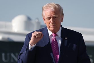 EE.UU. incauta un carguero iraní que "pesa casi tanto como un portaviones" (MENSAJE COMPLETO DE TRUMP)