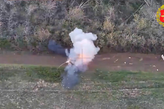 VIDEO: Drones rusos aplastan posiciones enemigas