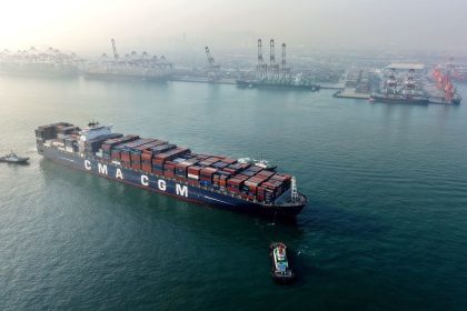 Atacan con "disparos de advertencia" un buque francés en el estrecho de Ormuz