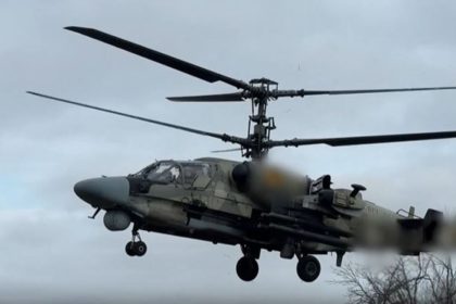 VIDEO: Helicóptero de ataque ruso elimina a personal y equipo militar ucranianos