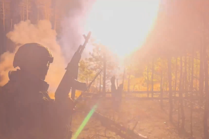 VIDEO: Lanzacohetes ruso deja en cenizas un punto de despliegue de tropas ucraniano