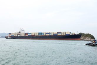 WP revela la ruta y contenidos del buque iraní atacado por EE.UU.