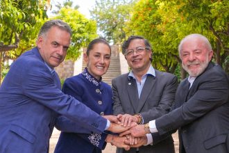 Sheinbaum arremete contra gobiernos de derecha: Representan el odio, la discriminación y el racismo