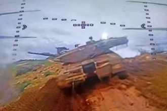 VIDEO: Hezbolá aniquila un tanque israelí con un dron suicida