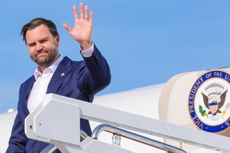 NYT: El viaje de Vance a Islamabad se pospone