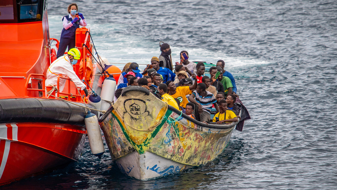 "Habría que meterlos 5 días en un cayuco": el mensaje de un obispo a los antimigrantes de España