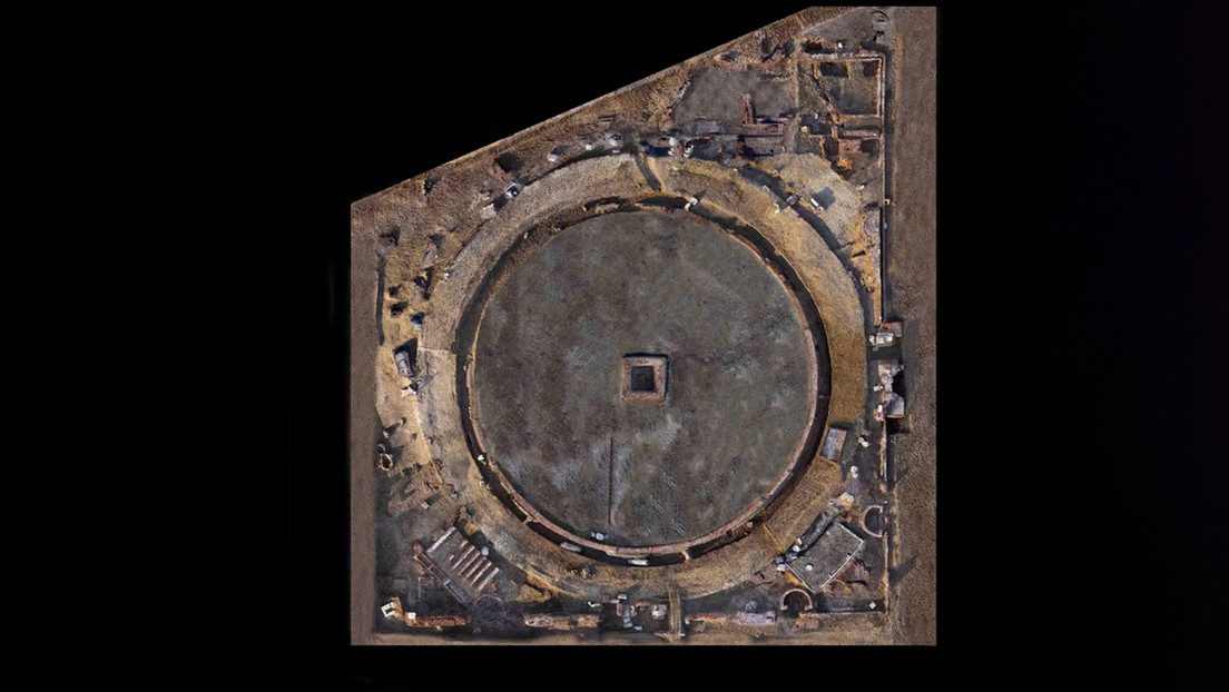 Descubren en Egipto un templo de agua circular del siglo II