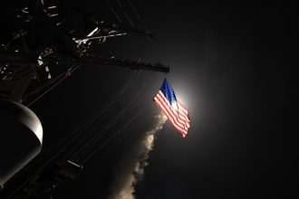 NYT alerta de  "elecciones difíciles" para EE.UU. por su guerra contra Irán