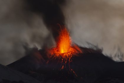 Resuelven el misterio del volcán activo más grande de Europa