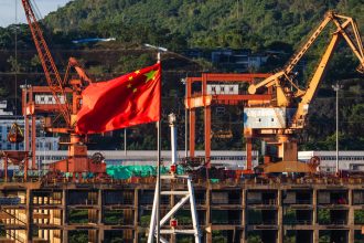 China promete represalias en respuesta a las "discriminatorias" restricciones industriales de la UE