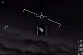 Trump: "Vamos a hacer públicos tantos documentos sobre ovnis como sea posible"