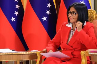 Venezuela firma un memorándum con una petrolera británica