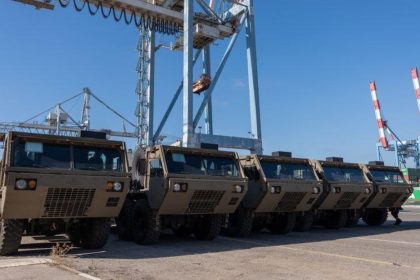 EE.UU. entrega a Israel 6.500 toneladas adicionales de municiones y equipo militar