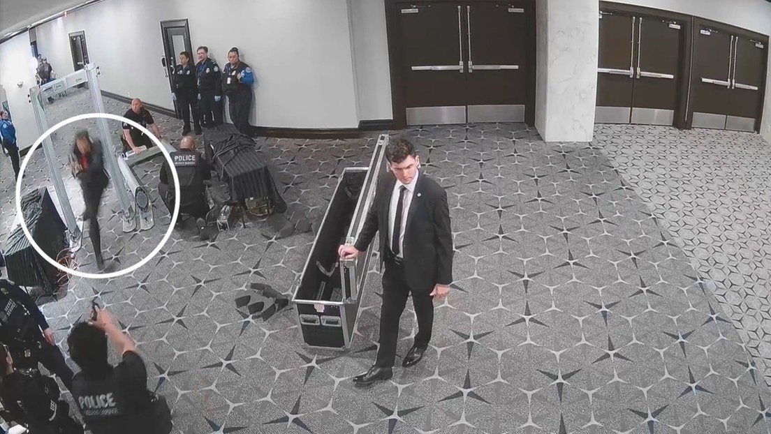 VIDEO: Momento en cámara lenta del tirador disparándole a un agente en el acto con Trump