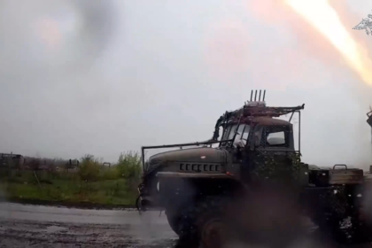 VIDEO: Intenso ataque de 'Granizo' ruso elimina posiciones ucranianas