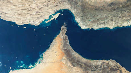 Irán lanza un ultimátum sobre el estrecho de Ormuz