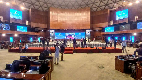 Fars revela el motivo por el cual la negociación entre EE.UU. e Irán está en veremos