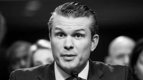 Hegseth, bajo presión: el temor a ser relevado aviva la pugna interna en el Pentágono