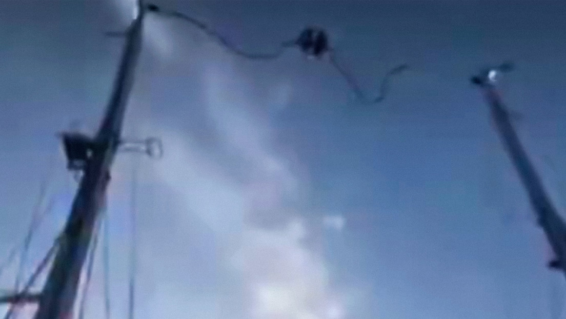 VIDEO: Aterradora avería en atracción con gente en una feria de España