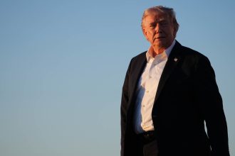 Revelan detalles sobre el proyecto de Trump para los barcos retenidos en el estrecho de Ormuz