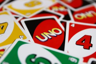 "Tenemos menos cartas": Irán responde al troleo de Trump con el juego del Uno