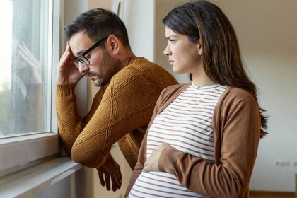 ¿Padecen los hombres síntomas de 'embarazo'? Así es el síndrome de Couvade