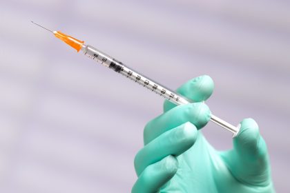 Adrenalina en la vena de un niño: error médico desata tragedia en Brasil