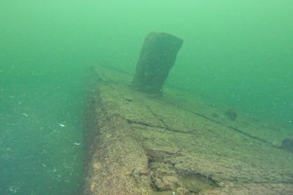 Hallan un 'cementerio de barcos' en un lago estadounidense (FOTOS)