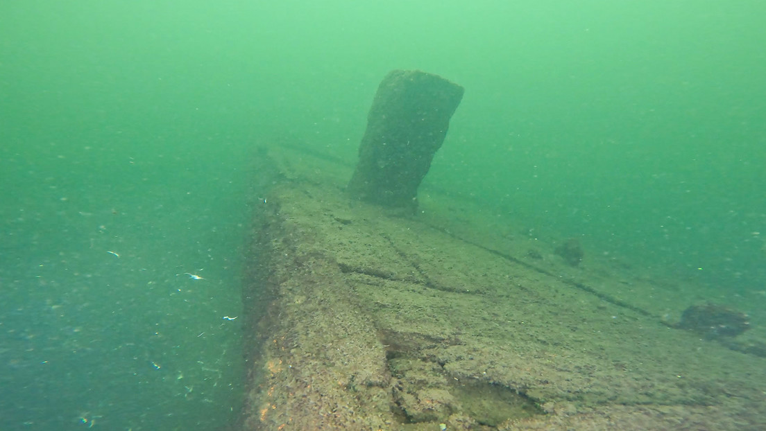 Hallan un 'cementerio de barcos' en un lago estadounidense (FOTOS)