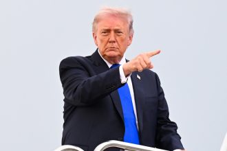 FOTO: Trump compara su "excursión en Irán" con otras guerras prolongadas de EE.UU.
