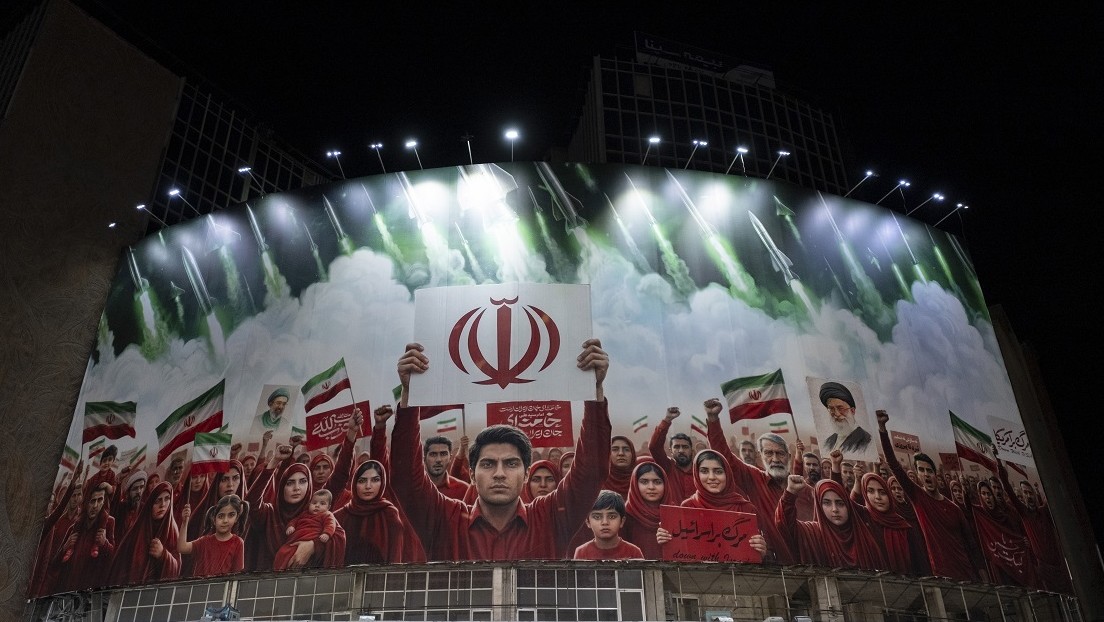 Irán promete una "gran victoria" y asegura que pronto se levantarán las sanciones